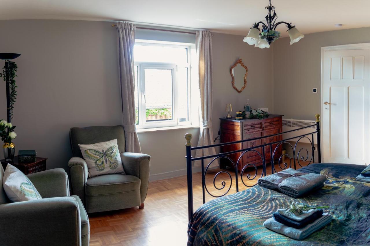 Wings Creek Ranch B&B Zutendaal Esterno foto